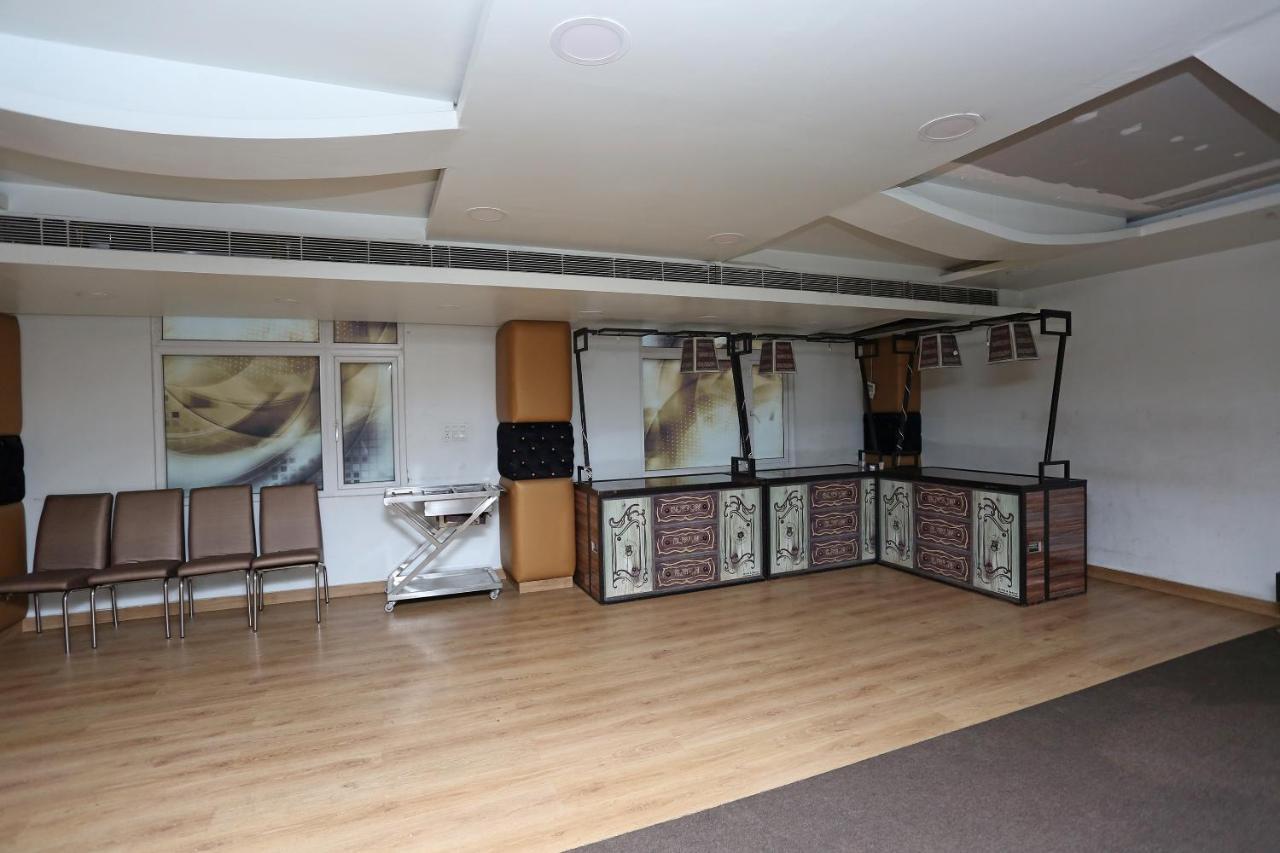 Capital O 5663 Gs Inn Chinhat Zewnętrze zdjęcie